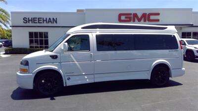 2025 GMC Savana 2500  LIMITED SE EXTENDED 9 PASSENGER - Photo 2 - Pompano Beach, FL 33064