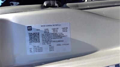 2025 GMC Savana 2500  LIMITED SE EXTENDED 9 PASSENGER - Photo 14 - Pompano Beach, FL 33064