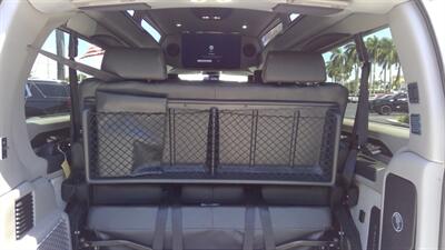 2025 GMC Savana 2500  LIMITED SE EXTENDED 9 PASSENGER - Photo 4 - Pompano Beach, FL 33064
