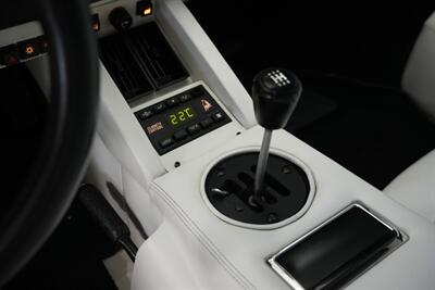 1988 Lamborghini Countach   - Photo 100 - Springfield, MO 65802