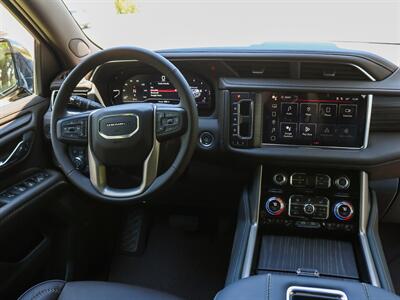 2023 GMC Yukon Denali  4x4 - Photo 18 - Springfield, MO 65802