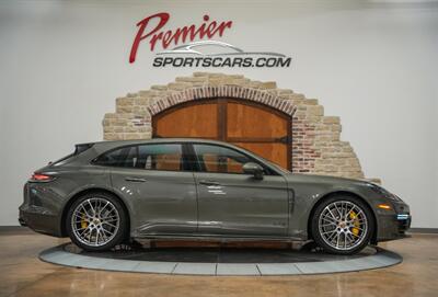 2023 Porsche Panamera GTS Sport Turismo   - Photo 3 - Springfield, MO 65802