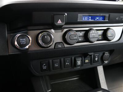 2022 Toyota Tacoma TRD Sport   - Photo 17 - Springfield, MO 65802