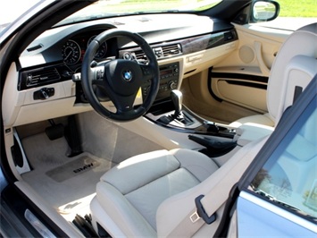 2011 BMW 328i Convertible   - Photo 19 - Springfield, MO 65802