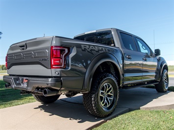 2018 Ford F-150 Raptor   - Photo 9 - Springfield, MO 65802