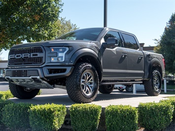 2018 Ford F-150 Raptor   - Photo 1 - Springfield, MO 65802