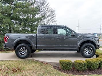 2018 Ford F-150 Raptor   - Photo 3 - Springfield, MO 65802