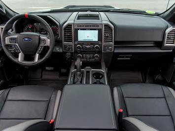 2018 Ford F-150 Raptor   - Photo 2 - Springfield, MO 65802