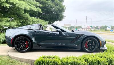 2019 Chevrolet Corvette ZR1  3ZR - Photo 23 - Springfield, MO 65802