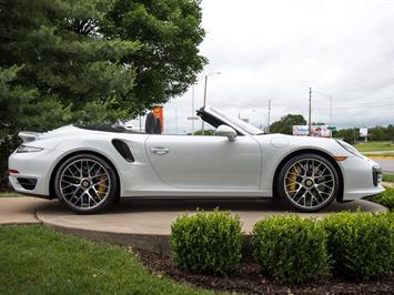 2015 Porsche 911 Turbo S   - Photo 10 - Springfield, MO 65802