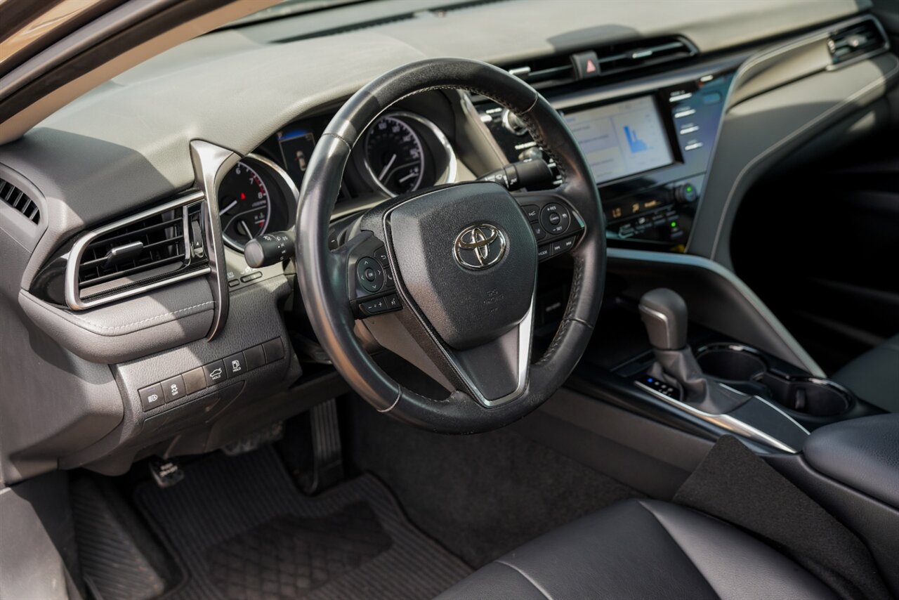 2019 Toyota Camry SE - Photo 8 - Springfield, MO 65802