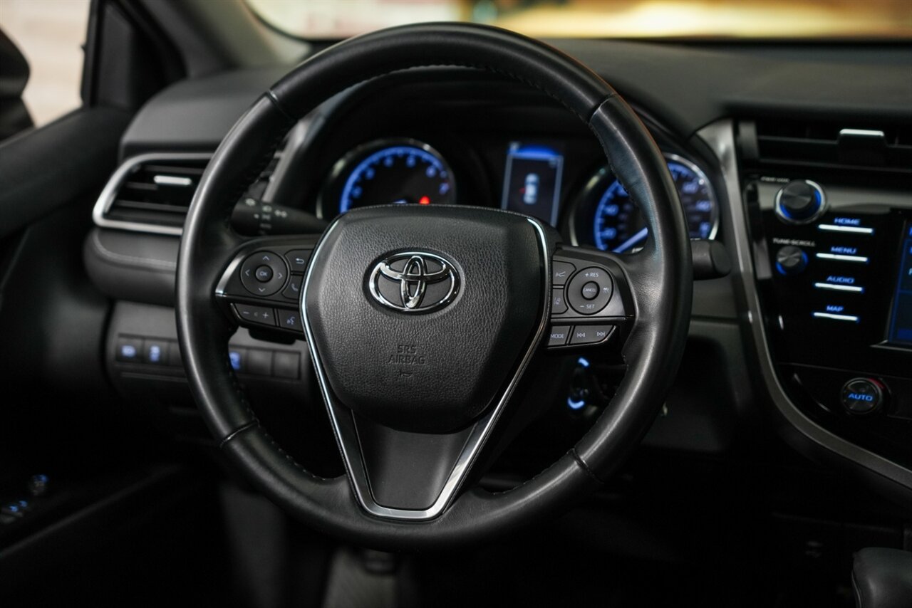 2019 Toyota Camry SE - Photo 9 - Springfield, MO 65802