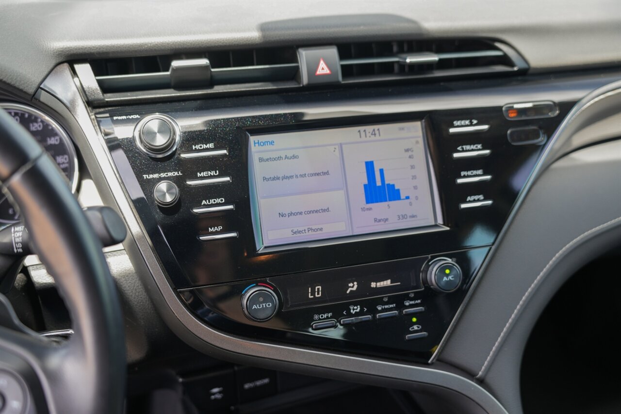 2019 Toyota Camry SE - Photo 12 - Springfield, MO 65802