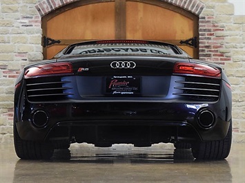 2014 Audi R8 5.2 quattro   - Photo 8 - Springfield, MO 65802