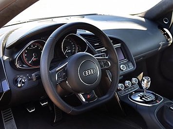 2014 Audi R8 5.2 quattro   - Photo 21 - Springfield, MO 65802