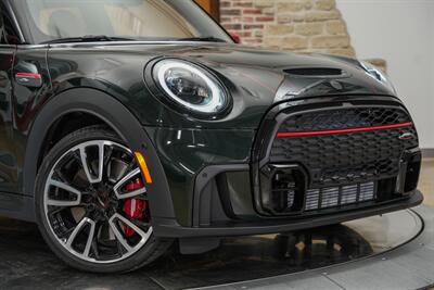 2024 MINI Hardtop 2 Door John Cooper Works   - Photo 4 - Springfield, MO 65802