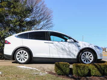 2017 Tesla Model X 90D   - Photo 25 - Springfield, MO 65802