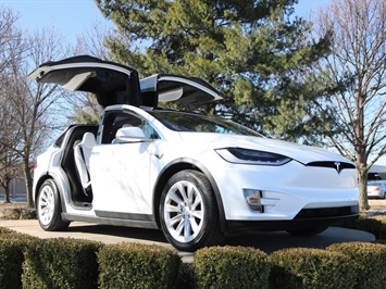 2017 Tesla Model X 90D   - Photo 24 - Springfield, MO 65802