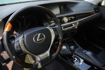 2013 Lexus ES 350   - Photo 23 - Springfield, MO 65802