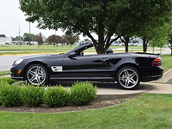 2012 Mercedes-Benz SL63 AMG   - Photo 18 - Springfield, MO 65802