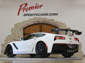 2019 Chevrolet Corvette ZR1   - Photo 8 - Springfield, MO 65802