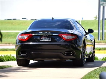 2010 Maserati Gran Turismo S   - Photo 13 - Springfield, MO 65802