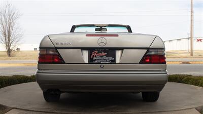 1995 Mercedes-Benz E 320   - Photo 31 - Springfield, MO 65802