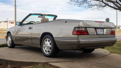 1995 Mercedes-Benz E 320   - Photo 33 - Springfield, MO 65802