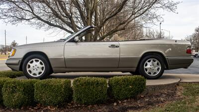 1995 Mercedes-Benz E 320   - Photo 32 - Springfield, MO 65802