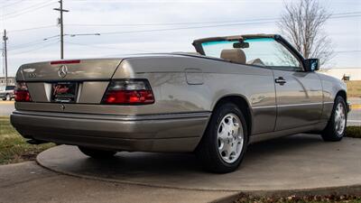 1995 Mercedes-Benz E 320   - Photo 30 - Springfield, MO 65802