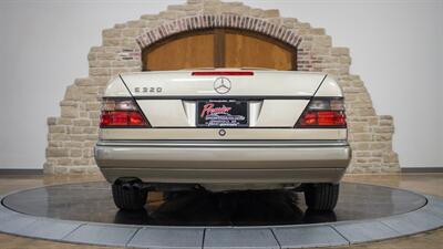 1995 Mercedes-Benz E 320   - Photo 8 - Springfield, MO 65802