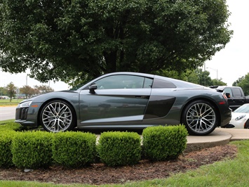 2017 Audi R8 5.2 quattro V10 Plus   - Photo 28 - Springfield, MO 65802