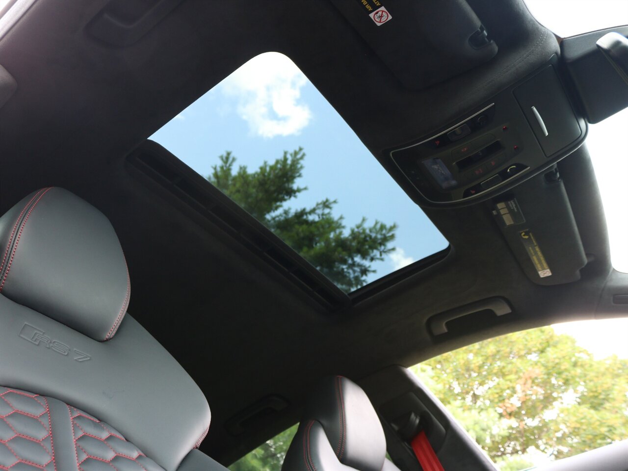 2015 Audi RS 7 4.0T quattro Prestig Exclusive Edition - Photo 30 - Springfield, MO 65802