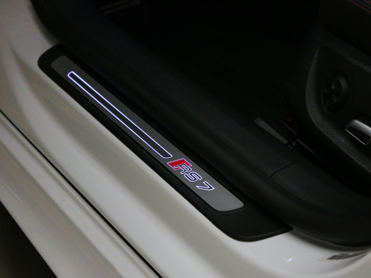2015 Audi RS 7 4.0T quattro Prestig Exclusive Edition - Photo 35 - Springfield, MO 65802