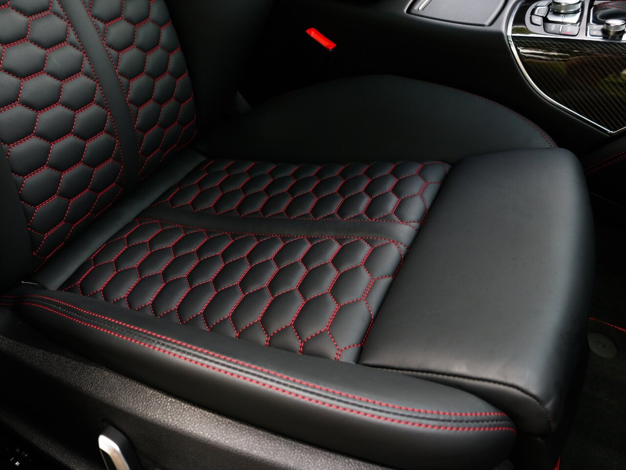 2015 Audi RS 7 4.0T quattro Prestig Exclusive Edition - Photo 22 - Springfield, MO 65802