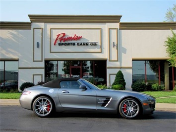 2012 Mercedes-Benz SLS AMG Roadster   - Photo 24 - Springfield, MO 65802