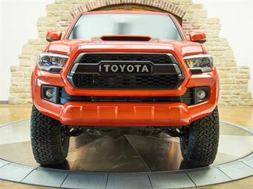 2017 Toyota Tacoma TRD Sport   - Photo 5 - Springfield, MO 65802