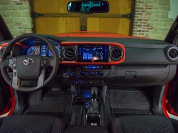 2017 Toyota Tacoma TRD Sport   - Photo 2 - Springfield, MO 65802