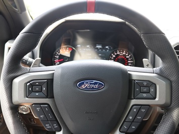 2018 Ford F-150 Raptor   - Photo 11 - Springfield, MO 65802