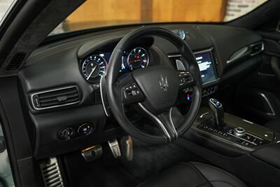 2022 Maserati Levante GT   - Photo 36 - Springfield, MO 65802