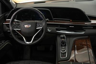 2021 Cadillac Escalade Sport Platinum   - Photo 17 - Springfield, MO 65802