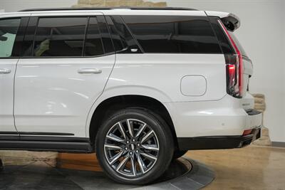 2021 Cadillac Escalade Sport Platinum   - Photo 11 - Springfield, MO 65802