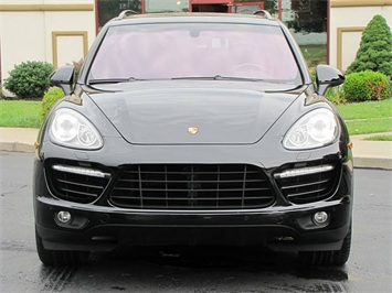 2011 Porsche Cayenne Turbo   - Photo 19 - Springfield, MO 65802