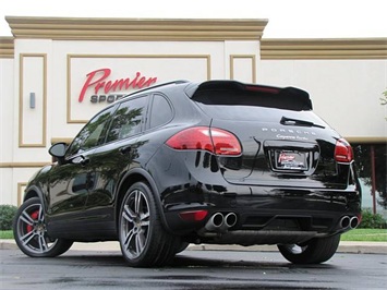 2011 Porsche Cayenne Turbo   - Photo 22 - Springfield, MO 65802