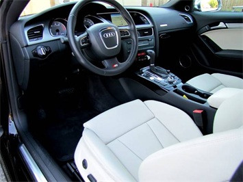 2010 Audi S5 4.2 quattro Prestige   - Photo 11 - Springfield, MO 65802