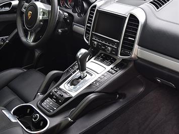 2013 Porsche Cayenne GTS   - Photo 23 - Springfield, MO 65802