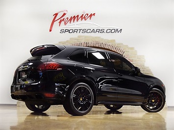 2014 Porsche Cayenne Turbo S   - Photo 9 - Springfield, MO 65802