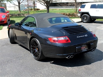 2008 Porsche 911 C4S Cabriolet   - Photo 32 - Springfield, MO 65802