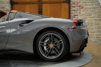 2017 Ferrari 488 Spider   - Photo 12 - Springfield, MO 65802