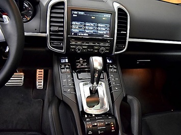 2014 Porsche Cayenne GTS   - Photo 13 - Springfield, MO 65802